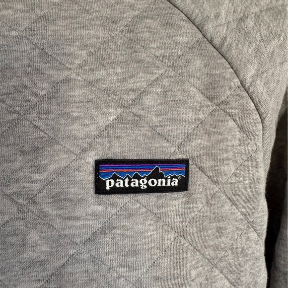 Patagonia | Organic Cotton Quilt Crew | Light Grey | Fits like S or fitted M - Picture 8 of 13